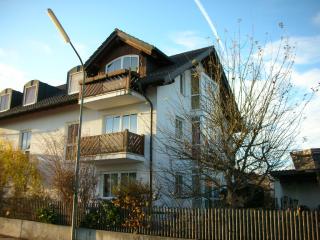 SEEFELD-HECHENDORF: (IN AWICKLUNG) SCHÖNE 2-ZI.-WHG. - CA. 61 M² - 