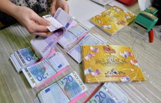 Wir bieten Kredite an, um Ihnen zu helfen heute.