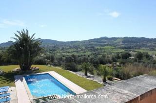 Wunderschöne Finca mit Pool im Tal von Son Macia auf Mallorca