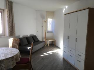 1-Zimmer-Appartement, 22 qm, möbliert, mit Stellplatz, ab 01.03.2021 zu vermiete