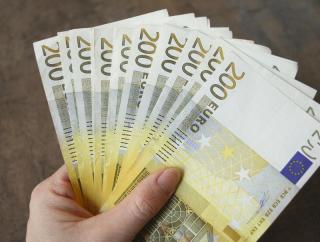 Wir bieten Ihnen kostenlose Gelddarlehen an.