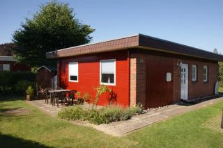 Ostsee-Ferienhaus Kleines Paradies mit Kamin und zwei Terassen