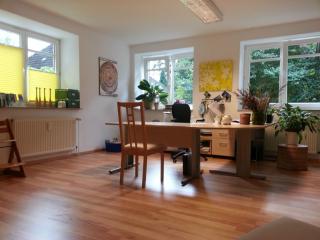 2-Zimmer-Büro / Praxis (92 m²) mit Charakter am Dorfteich von Hoisdorf