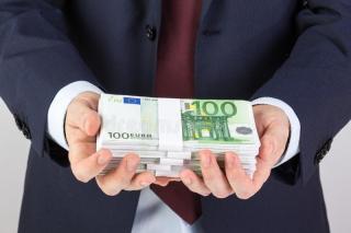 Wir bieten Kredite an, um Ihnen zu helfen sofort heute.