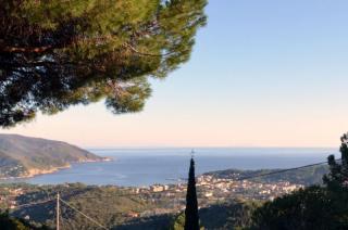 Villa mit Ausblick auf dem Golf von Marina di Campo ELBA