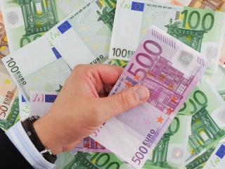 Wir bieten Kredite an, um Ihnen zu helfen
