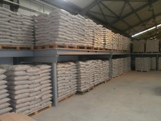 Holzpellets - 15 kg Säcke und Big Bags - 115 EUR / Tonne