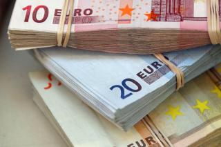 Das Geld für alle durch ein Darlehen